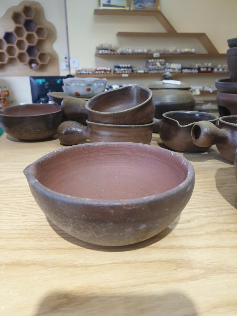 GỐM SÀNH - TRỞ VỀ VỚI ĐẤT MẸ TỐNG TRÒN MIỆNG RÓT 180K GIẢM CÒN 170K