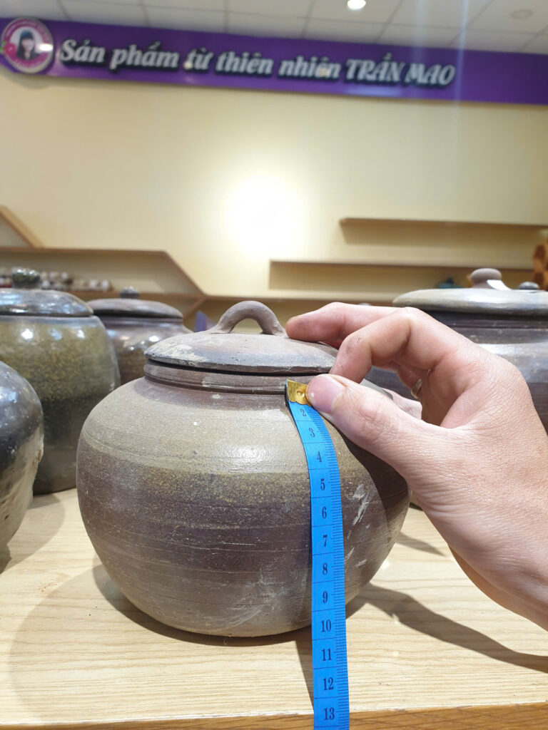 GỐM SÀNH - TRỞ VỀ VỚI ĐẤT MẸ Hũ sành tròn 1 lít đỏ 110k-17Cao 12,5cm, miệng 9.5cm