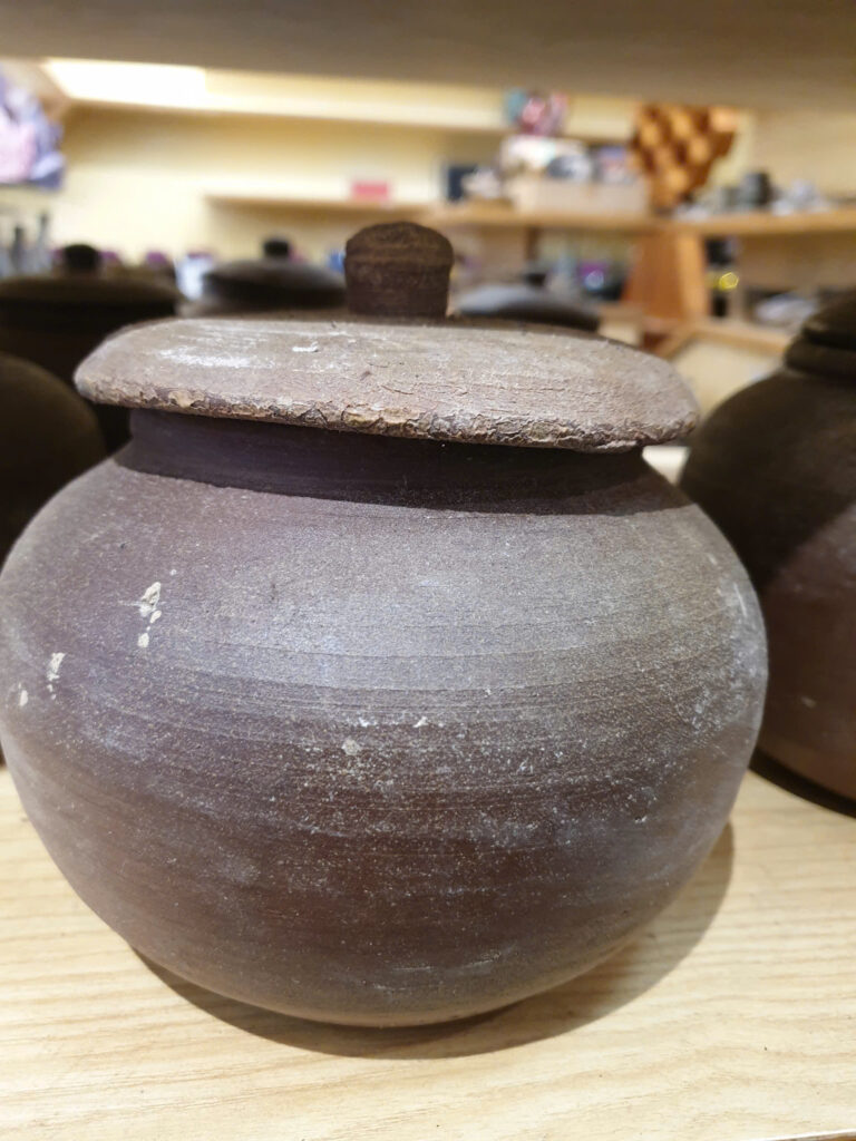 GỐM SÀNH - TRỞ VỀ VỚI ĐẤT MẸ Hũ sành tròn 1 lít đỏ 110k-6