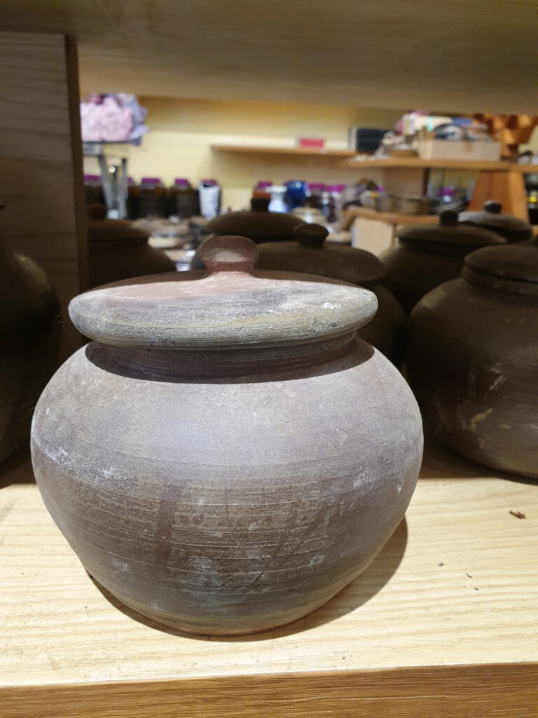 GỐM SÀNH - TRỞ VỀ VỚI ĐẤT MẸ Hũ sành tròn 1 lít đỏ 110k-7