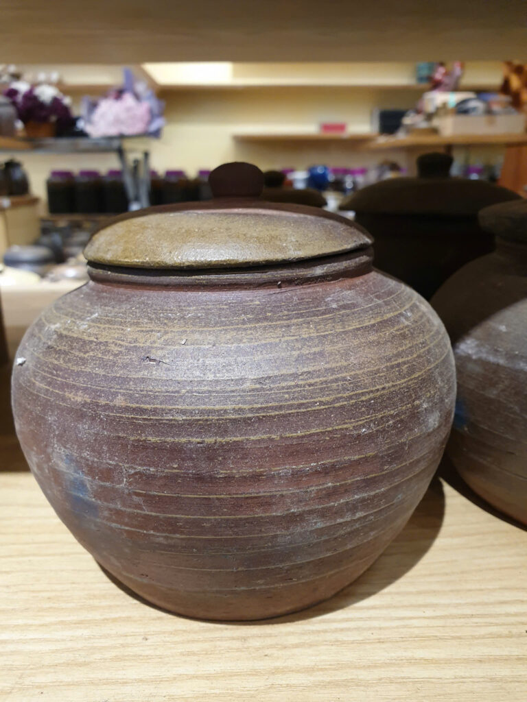 GỐM SÀNH - TRỞ VỀ VỚI ĐẤT MẸ Hũ sành tròn 1 lít đỏ 110k-8