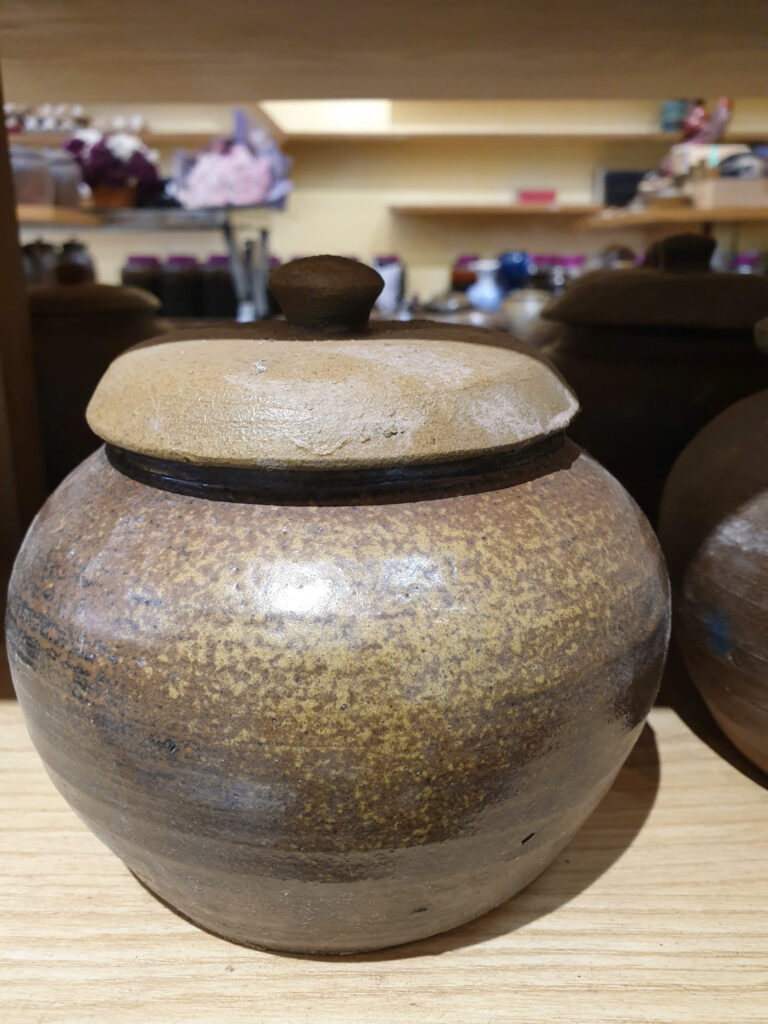 GỐM SÀNH - TRỞ VỀ VỚI ĐẤT MẸ Hũ sành tròn 1 lít đỏ 110k-9