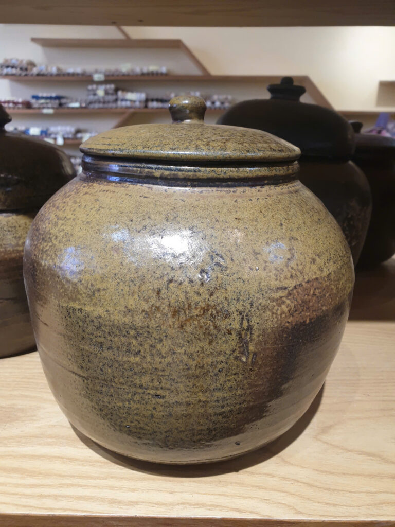 GỐM SÀNH - TRỞ VỀ VỚI ĐẤT MẸ Chum tròn 4 lít hoả biến vàng siêu đẹp 450k còn 430k